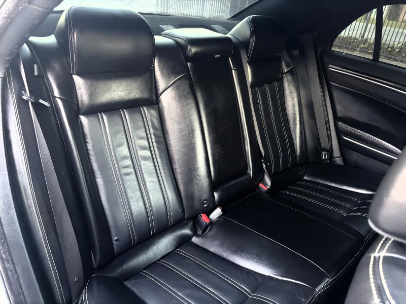 Chrysler 300 S V6 AWD 2019