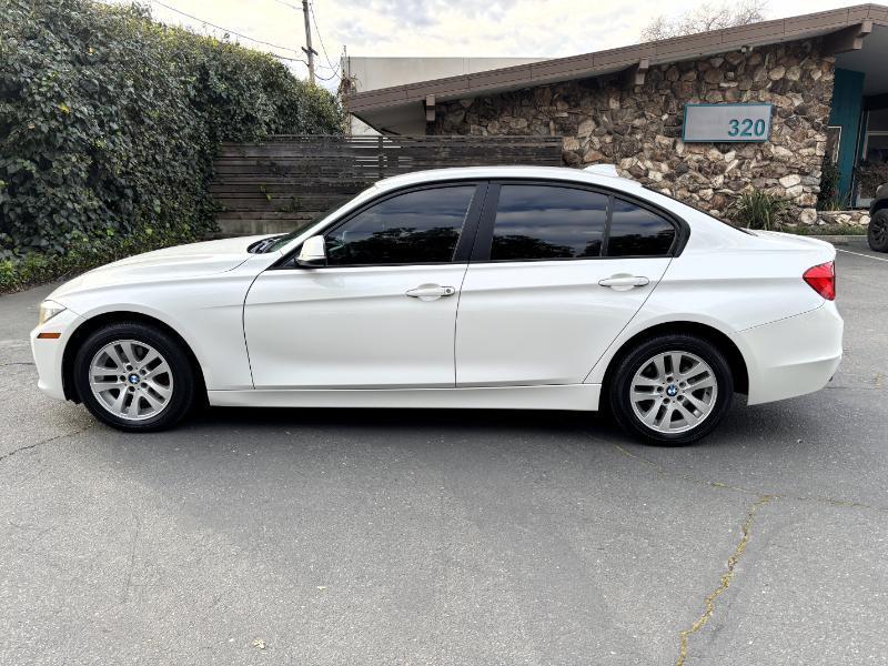 BMW 3-Series 328i xDrive Sedan 2013