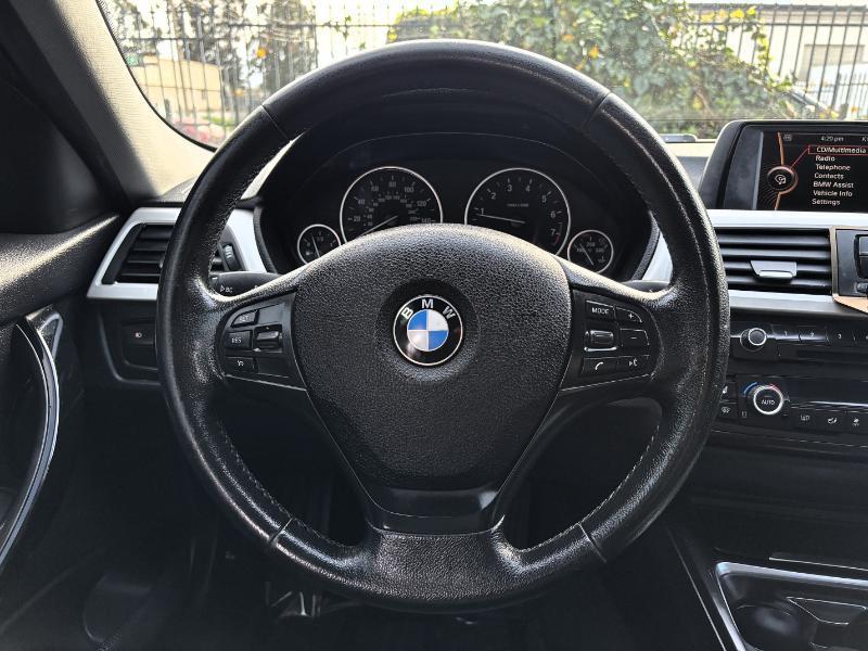 BMW 3-Series 328i xDrive Sedan 2013