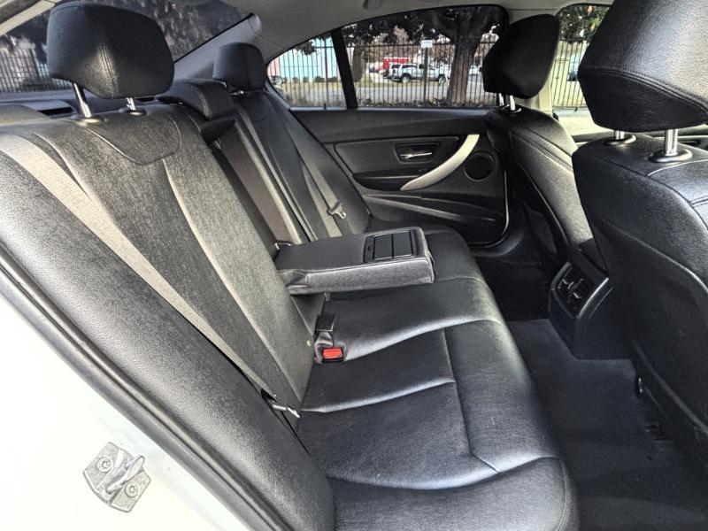 BMW 3-Series 328i xDrive Sedan 2013