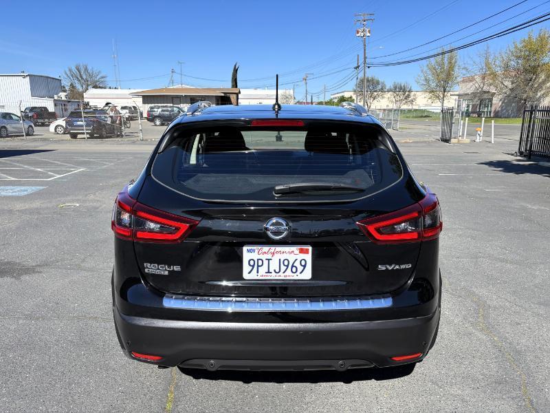 Nissan Rogue Sport SV AWD 2020
