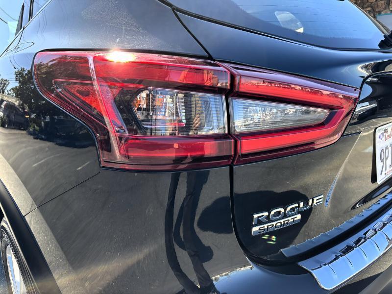 Nissan Rogue Sport SV AWD 2020