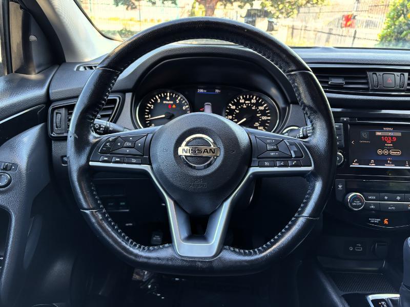 Nissan Rogue Sport SV AWD 2020