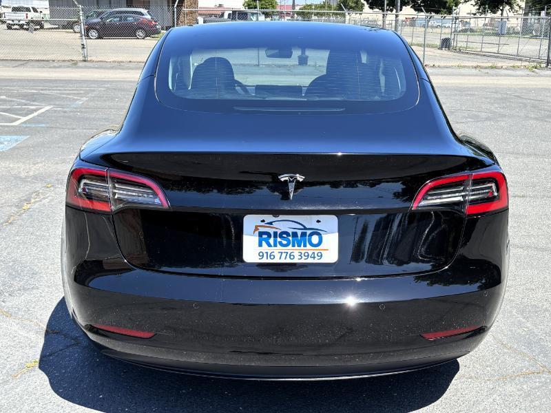 Tesla Model 3 Standard Range RWD 2022
