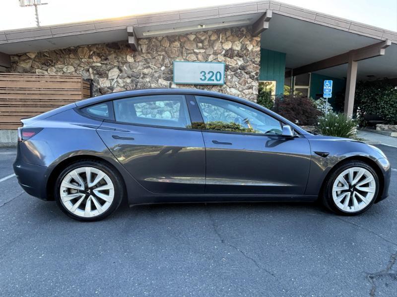 Tesla Model 3 Standard Range RWD 2022