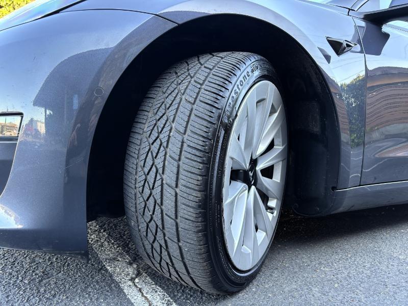 Tesla Model 3 Standard Range RWD 2022