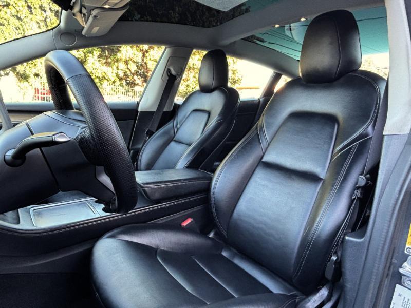Tesla Model 3 Standard Range RWD 2022