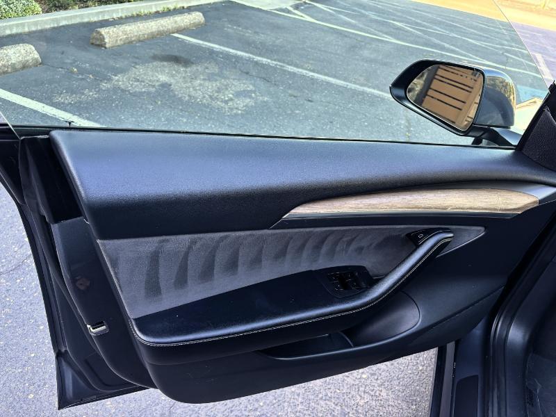 Tesla Model 3 Standard Range RWD 2022