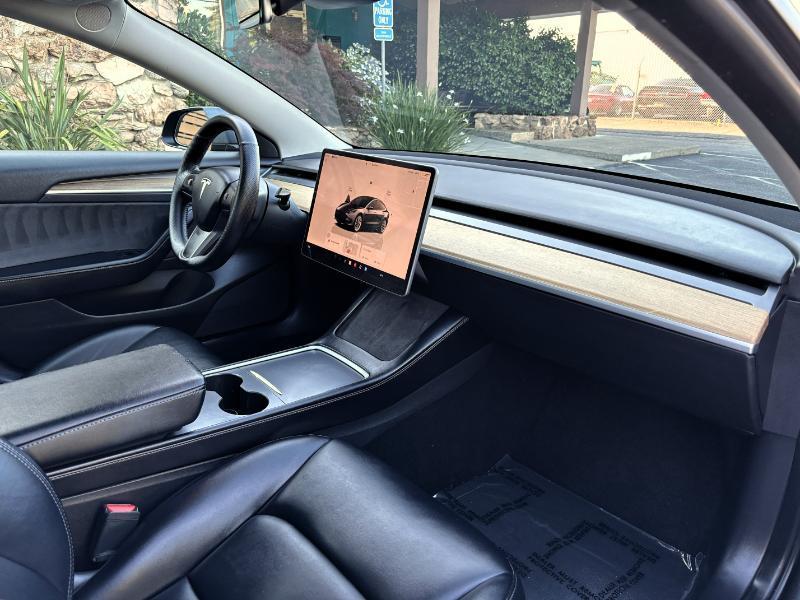 Tesla Model 3 Standard Range RWD 2022