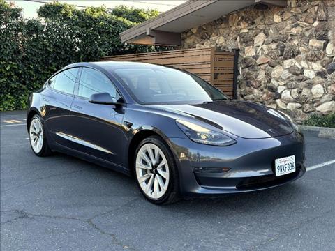 2022 Tesla Model 3 Standard Range RWD