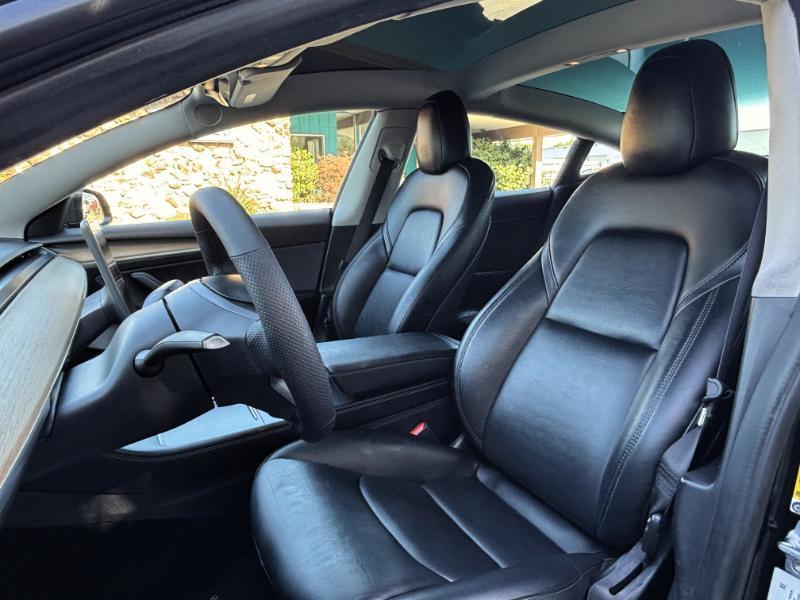 Tesla Model 3 Standard Range RWD 2022