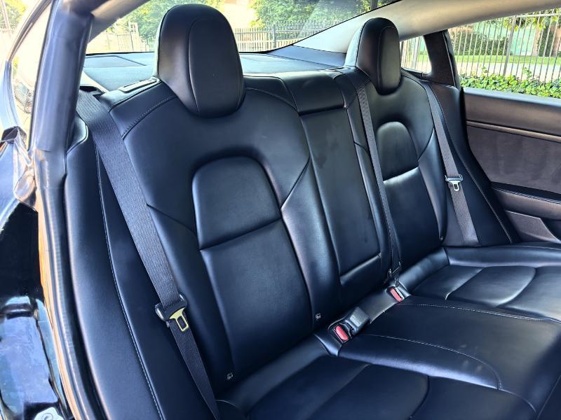 Tesla Model 3 Standard Range RWD 2022