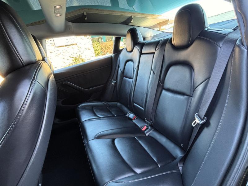 Tesla Model 3 Standard Range RWD 2022