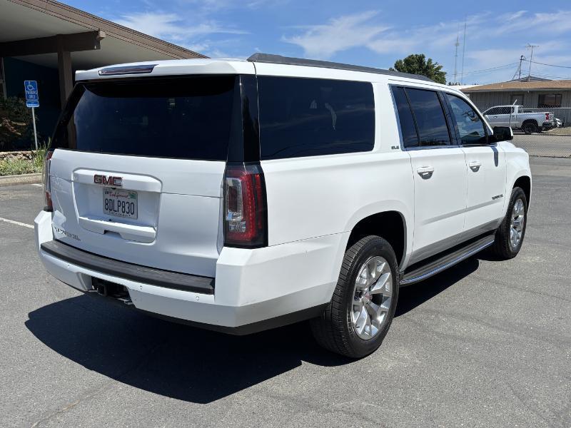 2018 GMC Yukon XL SLE - Photo 8
