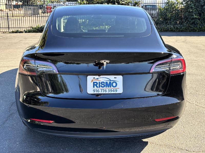 Tesla Model 3 Standard Range RWD 2022