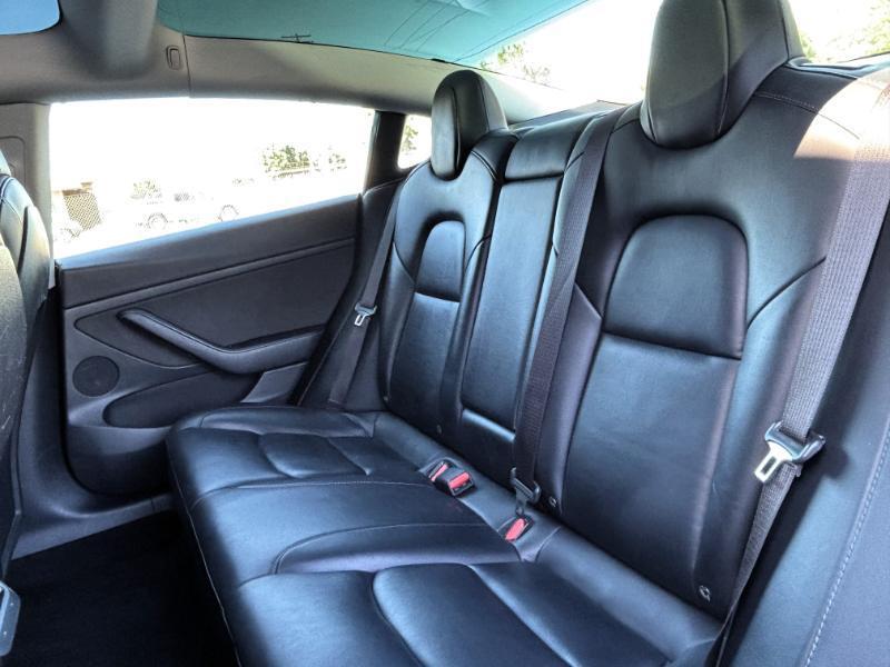 Tesla Model 3 Standard Range RWD 2022