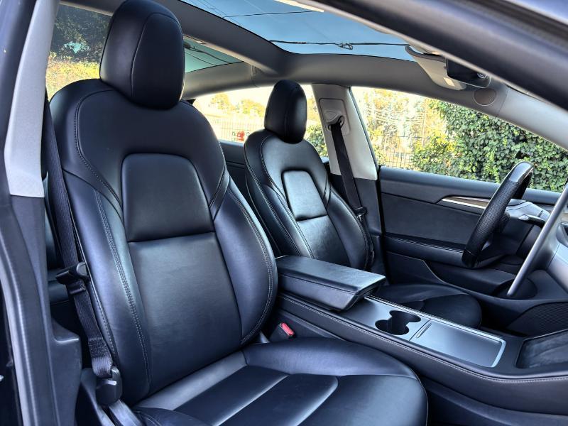 Tesla Model 3 Standard Range RWD 2022