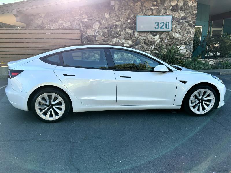 Tesla Model 3 Standard Range RWD 2022
