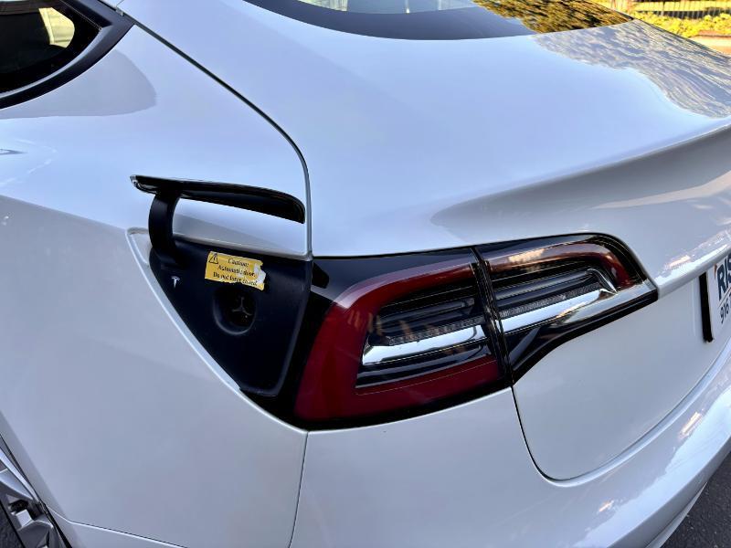 Tesla Model 3 Standard Range RWD 2022