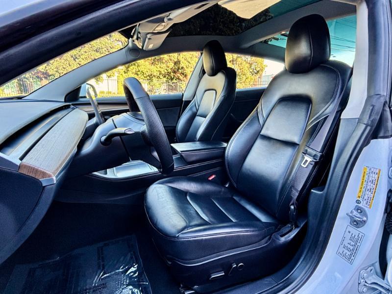 Tesla Model 3 Standard Range RWD 2022