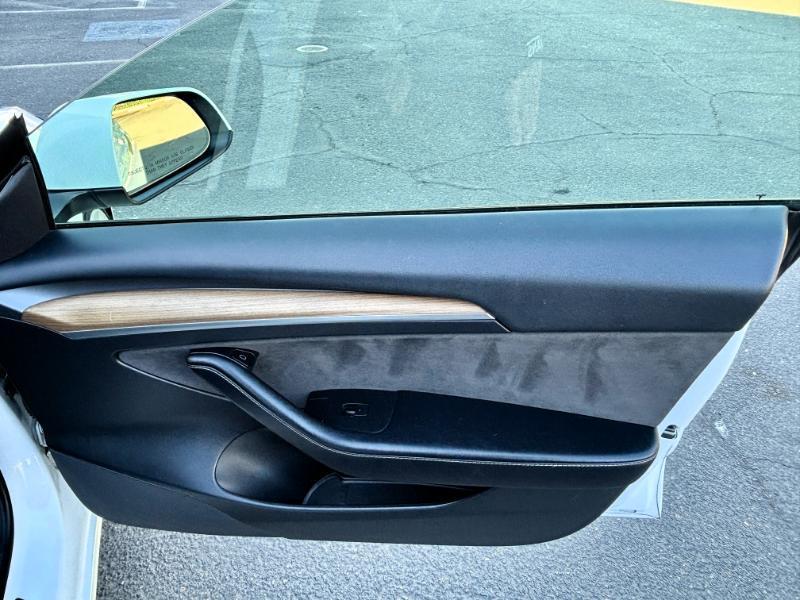 Tesla Model 3 Standard Range RWD 2022