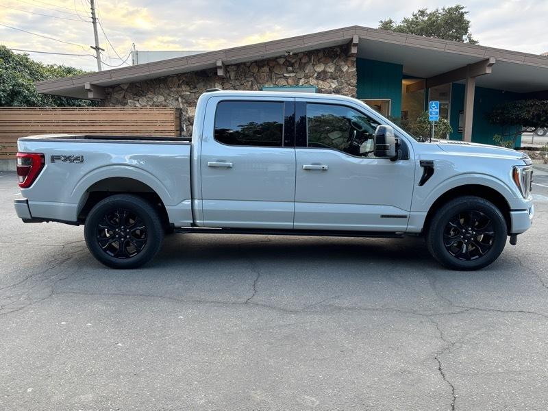 Ford F-150 4WD SuperCab 145" Lariat 2023