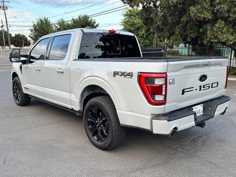 Ford F-150 4WD SuperCab 145" Lariat 2023