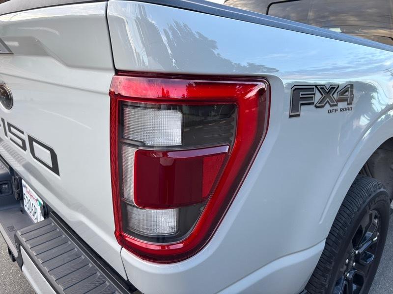 Ford F-150 4WD SuperCab 145" Lariat 2023