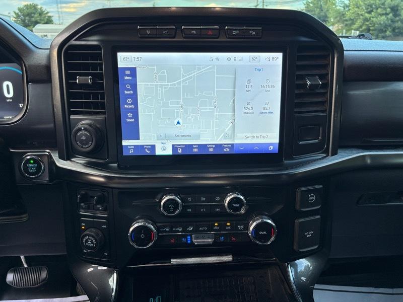 Ford F-150 4WD SuperCab 145" Lariat 2023