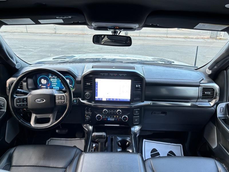 Ford F-150 4WD SuperCab 145" Lariat 2023