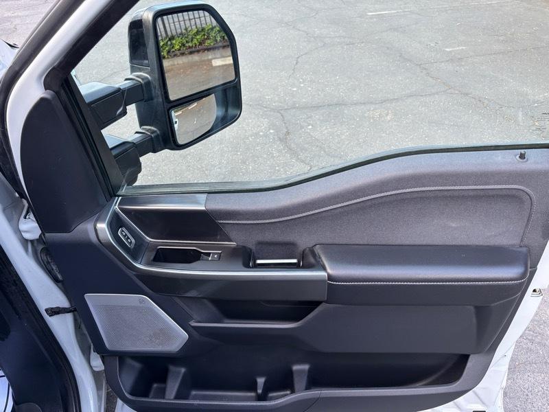 Ford F-150 4WD SuperCab 145" Lariat 2023