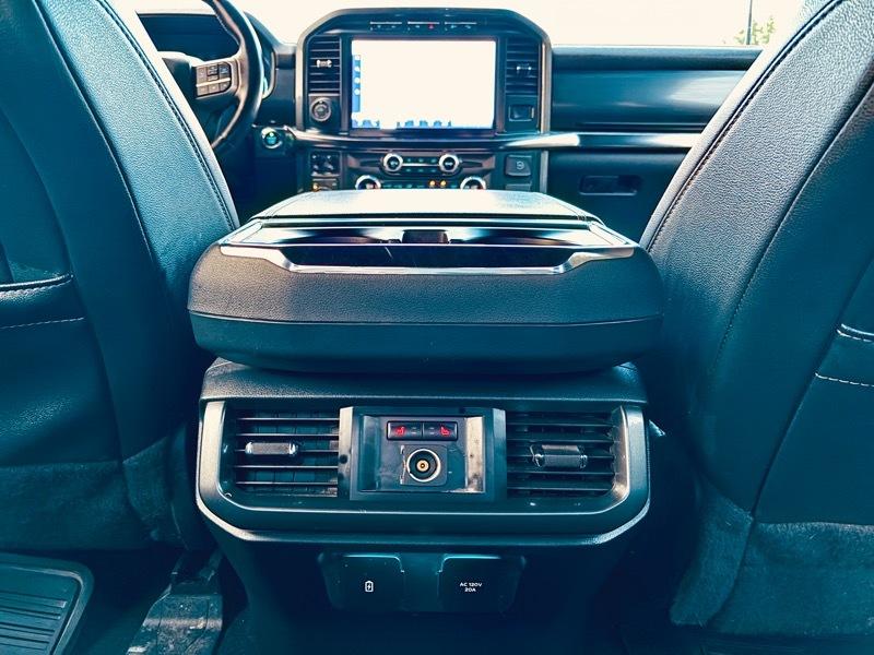 Ford F-150 4WD SuperCab 145" Lariat 2023