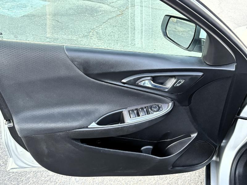 2022 Chevrolet Malibu 1LT - Photo 22