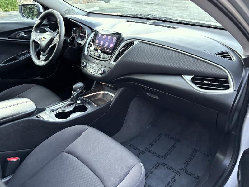 2022 Chevrolet Malibu 1LT - Photo 24