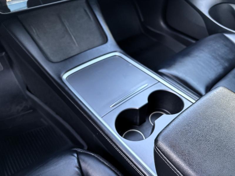 2022 Tesla Model 3 Base - Photo 18