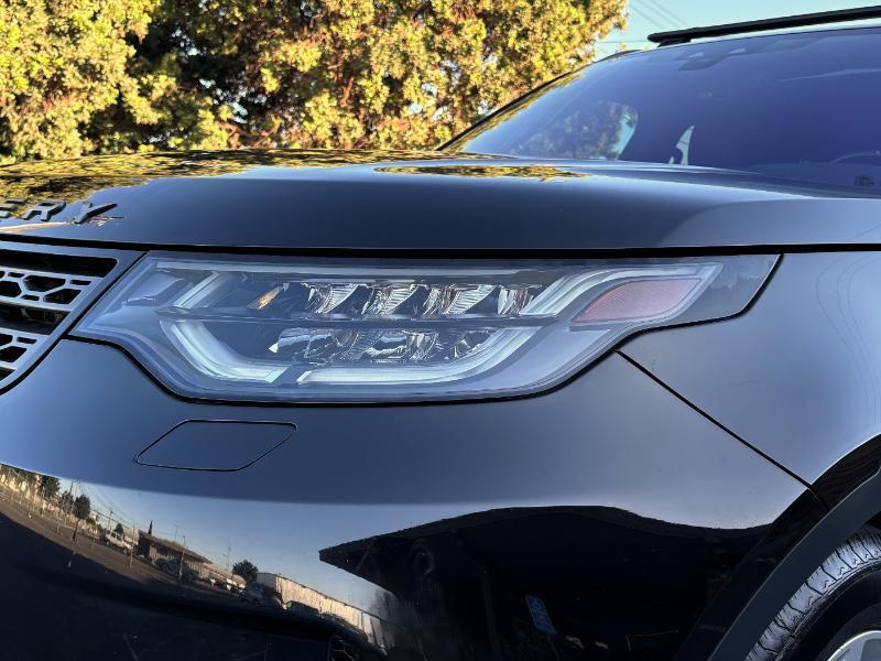 Land Rover Discovery SE 2020