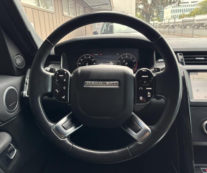 Land Rover Discovery SE 2020