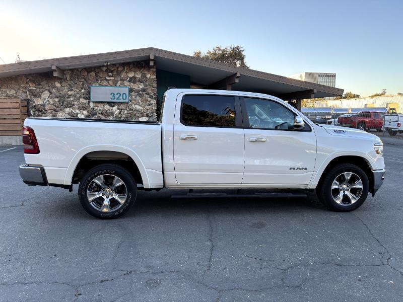RAM 1500 Laramie Crew Cab 4WD 2022