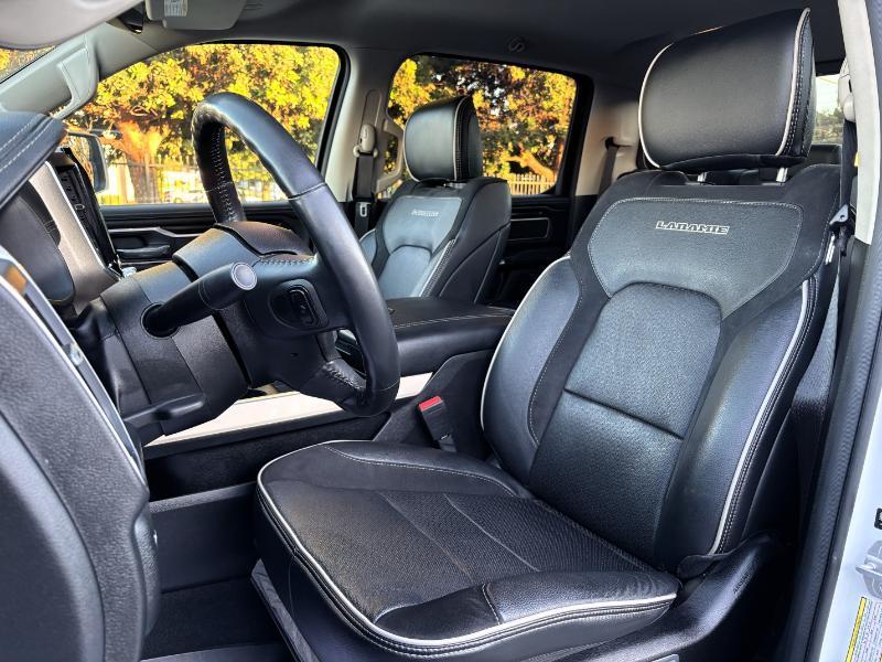 RAM 1500 Laramie Crew Cab 4WD 2022
