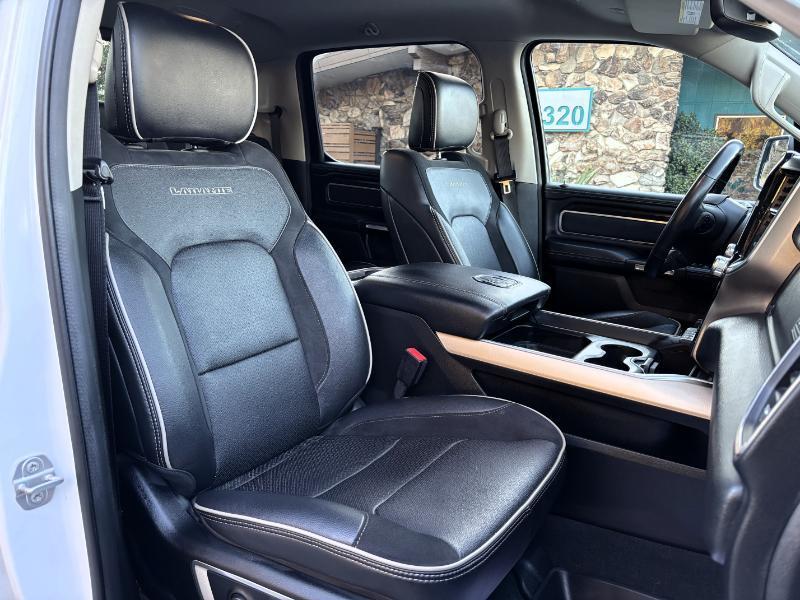 RAM 1500 Laramie Crew Cab 4WD 2022