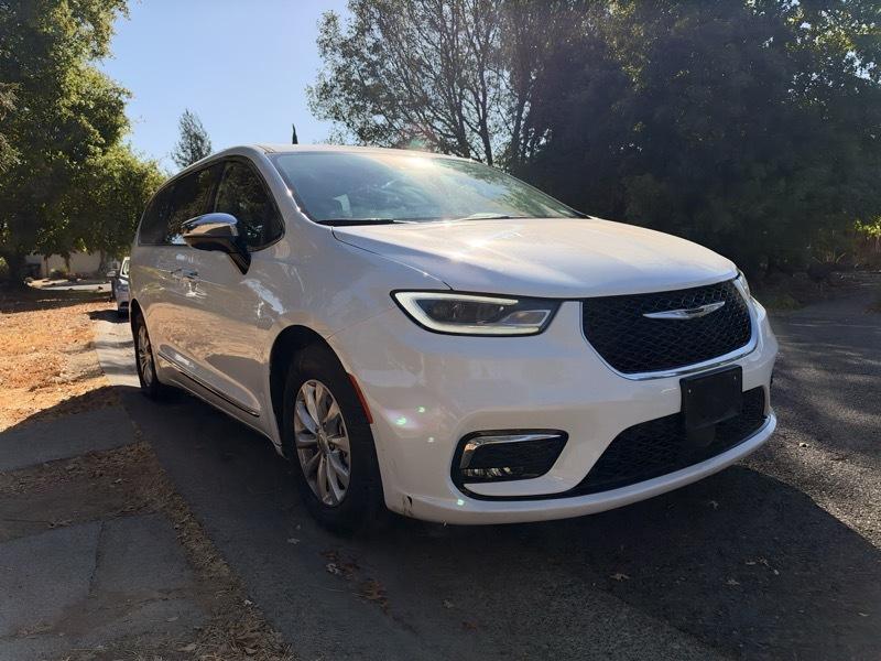 2023 Chrysler Pacifica Hybrid Limited
