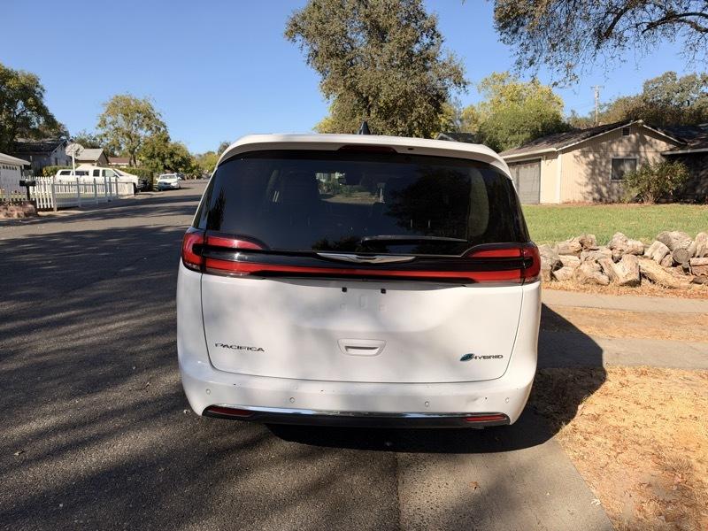 Chrysler Pacifica Hybrid Limited 2023