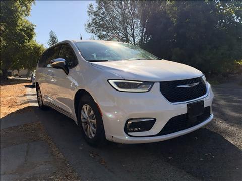 2023 Chrysler Pacifica Hybrid Limited