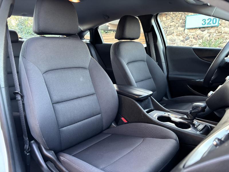 2023 Chevrolet Malibu 1LT - Photo 24