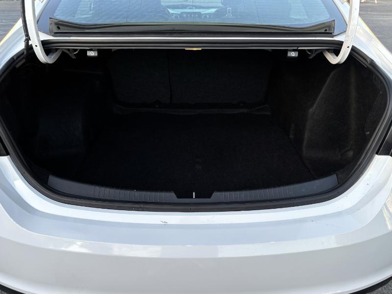 2023 Chevrolet Malibu 1LT - Photo 29