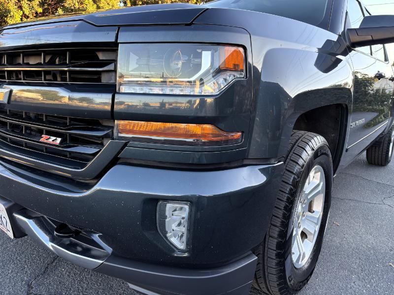 Chevrolet Silverado 1500 LT Z71 Crew Cab 4WD 2018