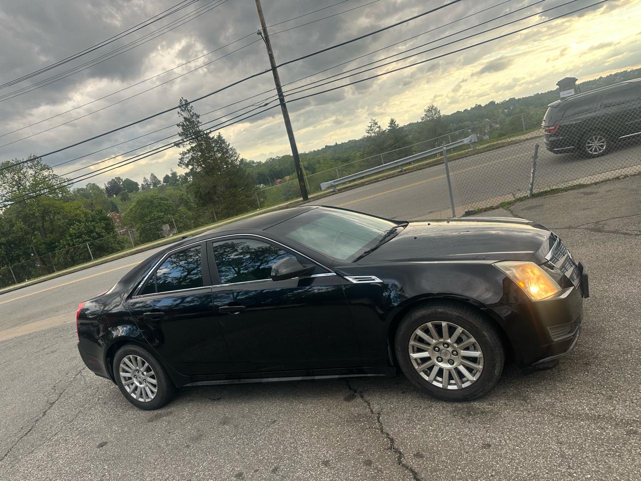 Cadillac CTS 3.0L Base AWD 2010