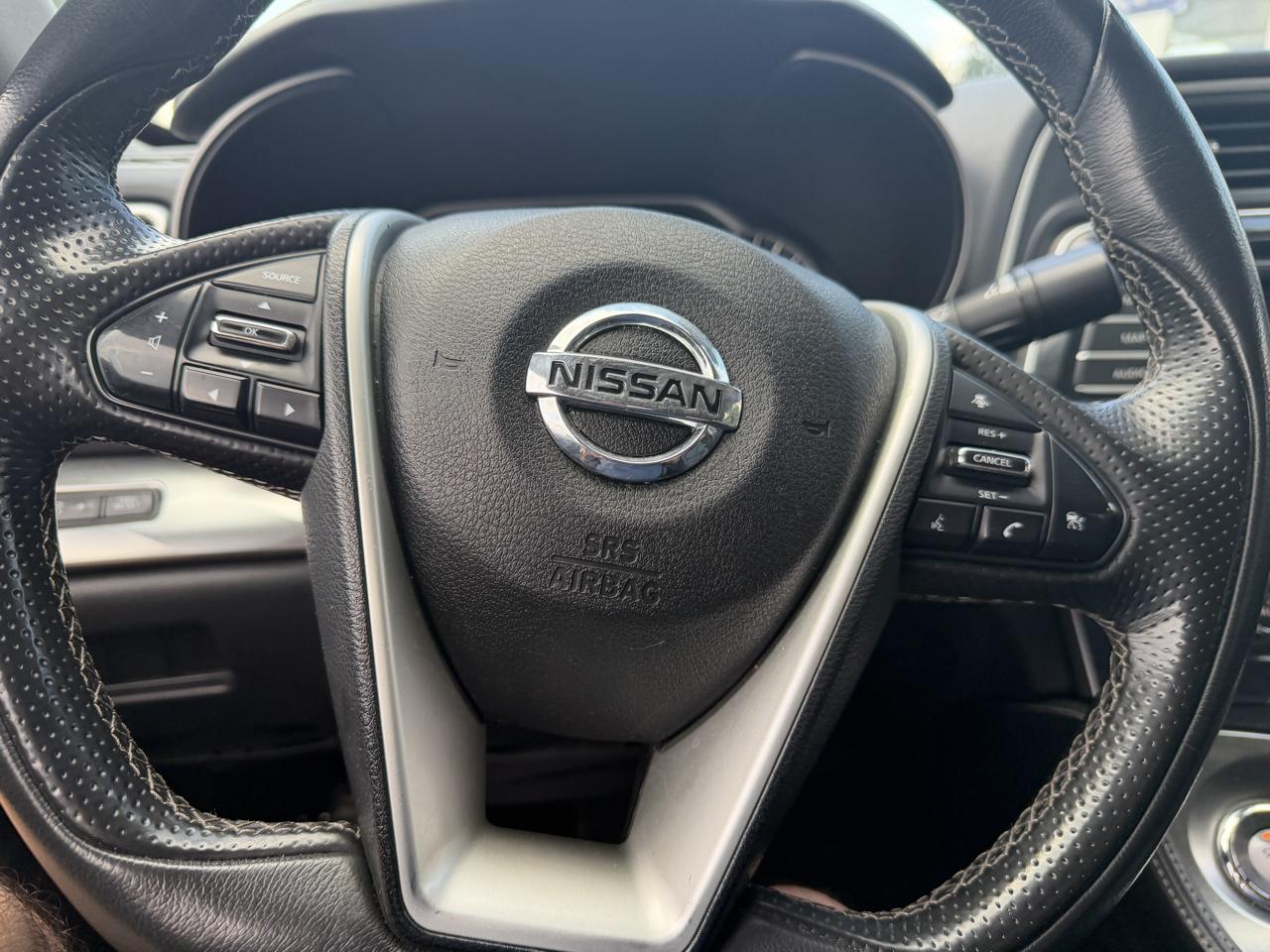 Nissan Maxima 3.5 SV 2020