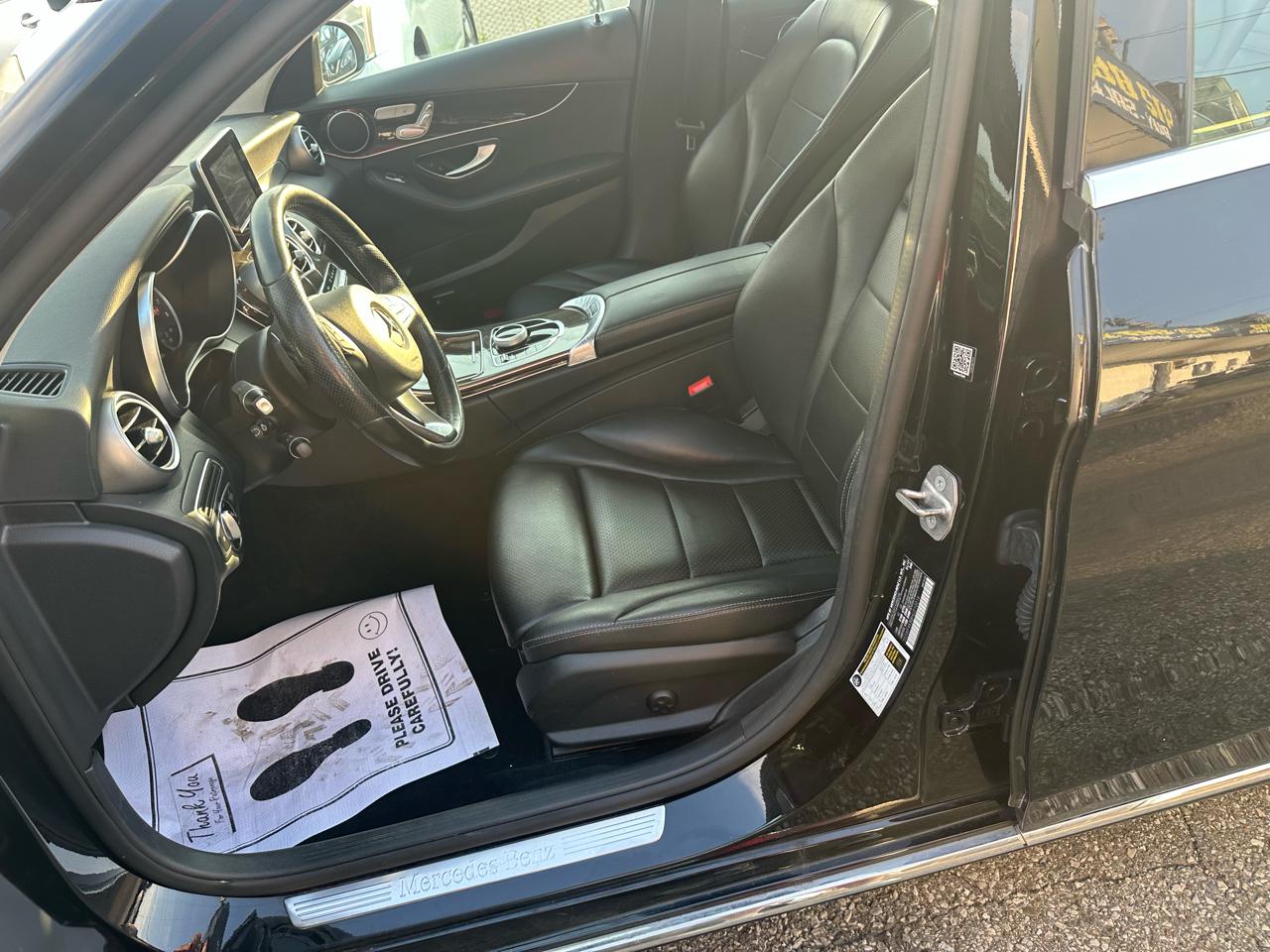 Mercedes-Benz C-Class C300 4MATIC Sedan 2017