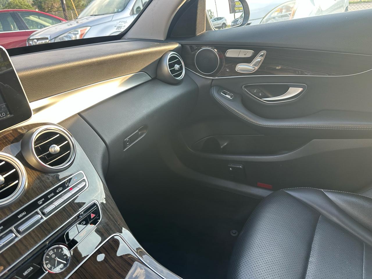 Mercedes-Benz C-Class C300 4MATIC Sedan 2017